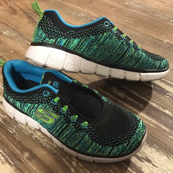 SKECHERS relaxed fit memory foam air cooled sz 5 - Picture 7 of 7